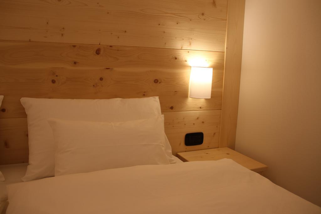 La Lum De Roisc Hotel Soraga Kültér fotó